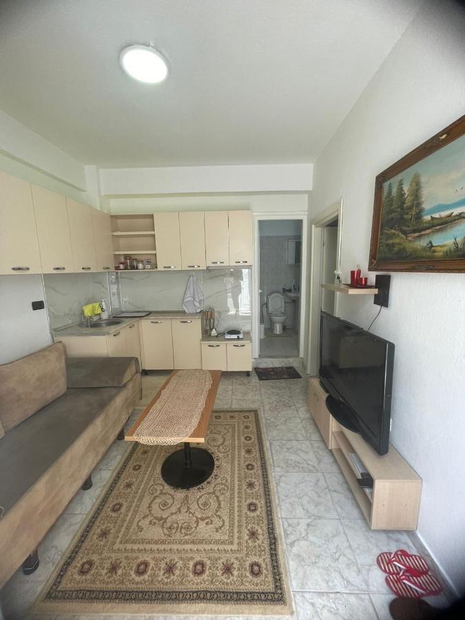 Apartament Tirana Exterior foto